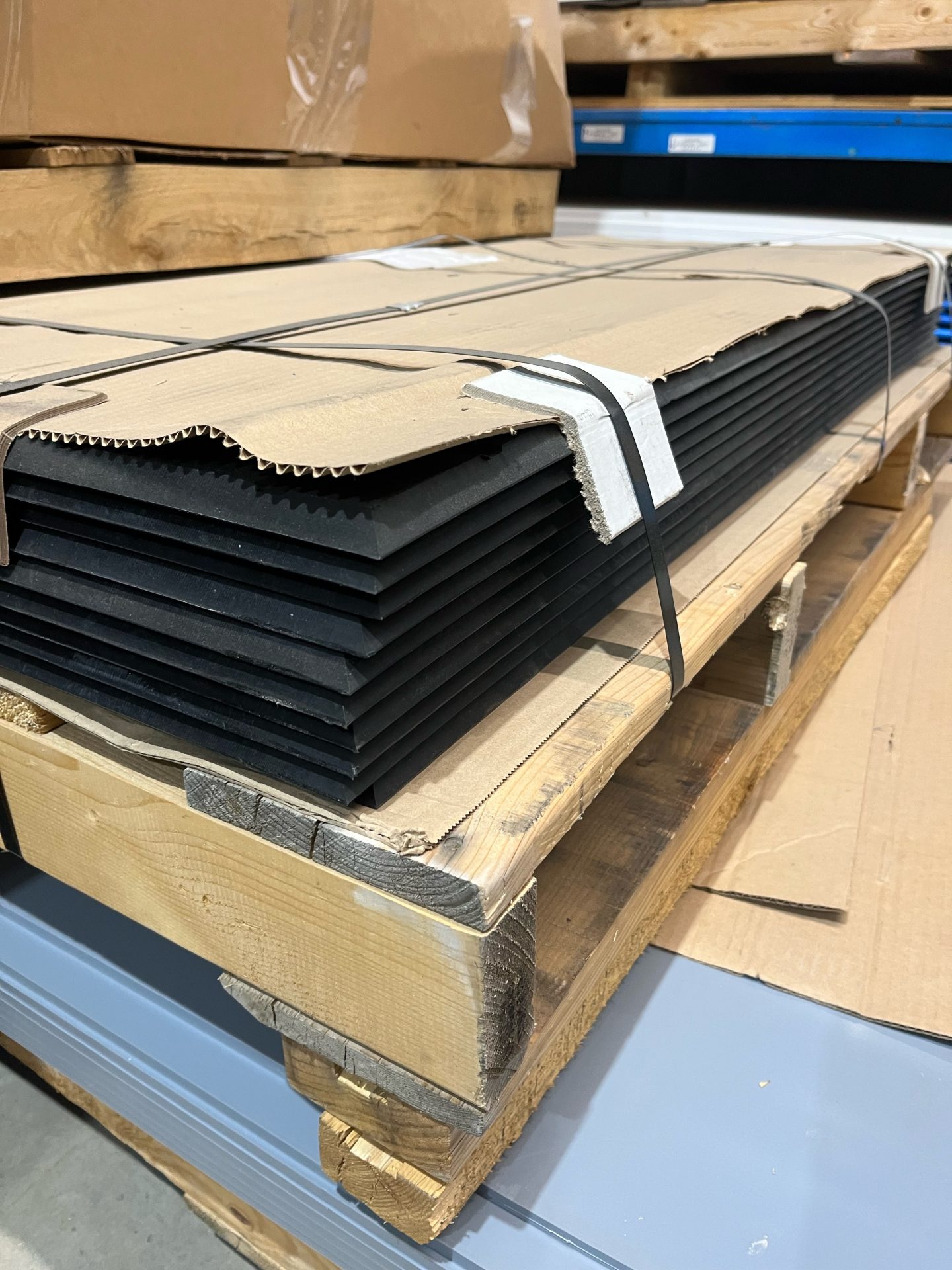 4' X 7' SLAT ARMOR / FEED SAVER • South Country Livestock Equipment